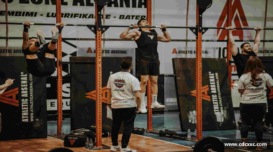 永不言败，英雄始终在路上！